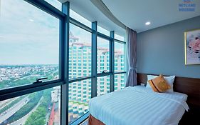 Westlake Legacy Suites By Netland Housing